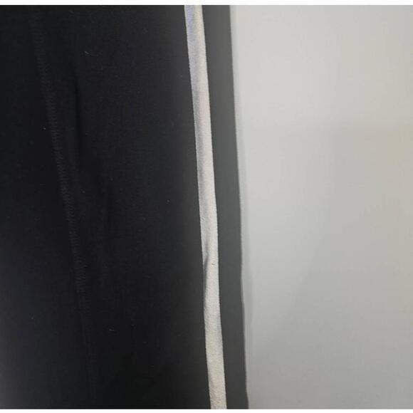 Athleta Black 7/8 Metro Side Stripe Tights Pull On Leggings Medium - Picture 3 of 7